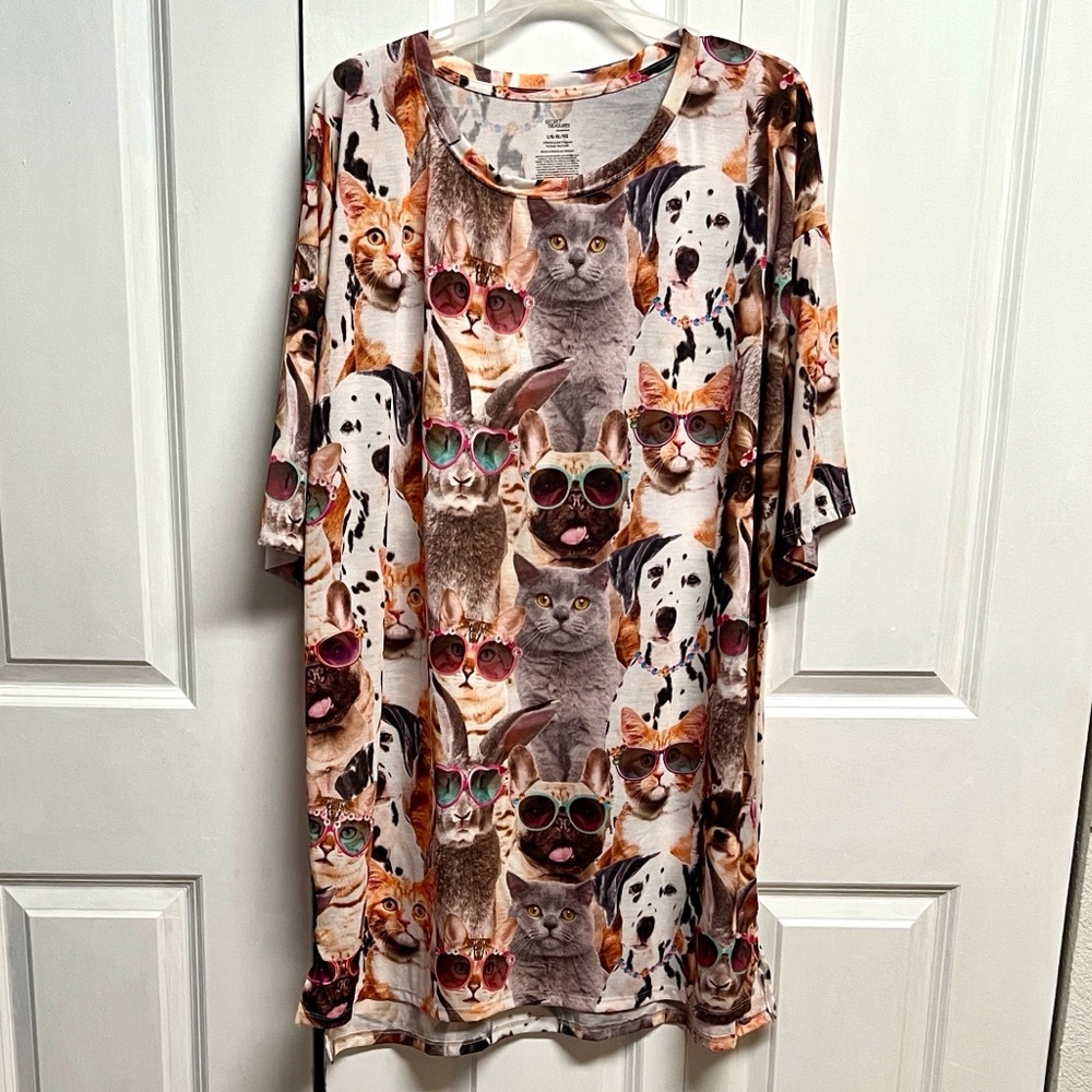 Secret Treasures Multicolor Sunglass Pet Graphic Nightgown Size L